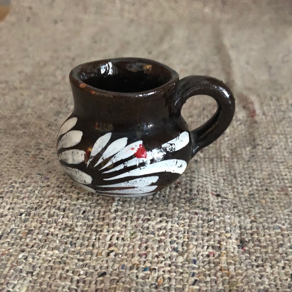 Little Pot - Picture 2 of 3